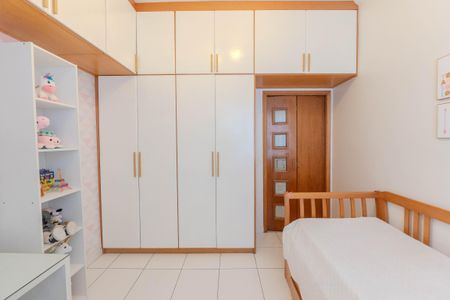 Apartamento à venda com 119m², 3 quartos e 1 vaga Apartamento à venda com 119m², 3 quartos e 1 vagaQuarto 2