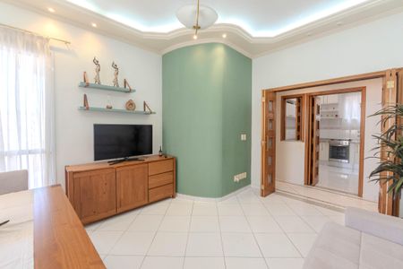 Apartamento à venda com 119m², 3 quartos e 1 vaga Apartamento à venda com 119m², 3 quartos e 1 vagaSala