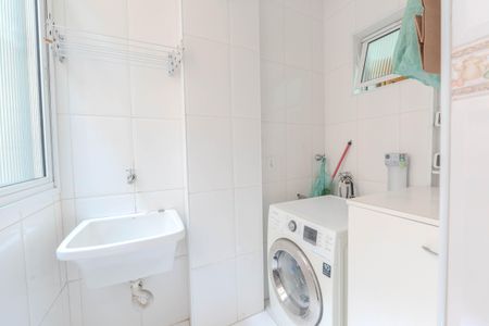 Apartamento à venda com 119m², 3 quartos e 1 vaga Apartamento à venda com 119m², 3 quartos e 1 vagaÁrea de Serviço