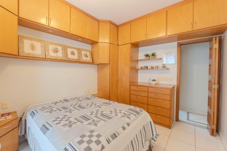 Apartamento à venda com 119m², 3 quartos e 1 vaga Apartamento à venda com 119m², 3 quartos e 1 vagaQuarto 3