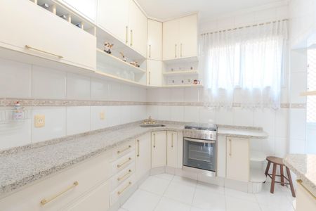 Apartamento à venda com 119m², 3 quartos e 1 vaga Apartamento à venda com 119m², 3 quartos e 1 vagaCozinha