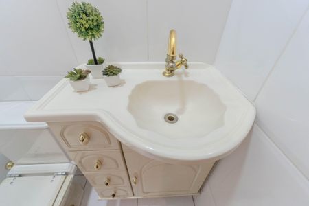 Apartamento à venda com 119m², 3 quartos e 1 vaga Apartamento à venda com 119m², 3 quartos e 1 vagaLavabo