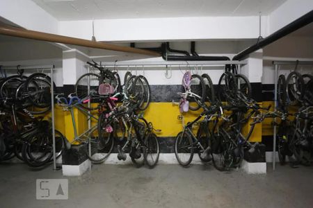 Apartamento à venda com 41m², 1 quarto e 1 vaga Apartamento à venda com 41m², 1 quarto e 1 vagaÁrea comum