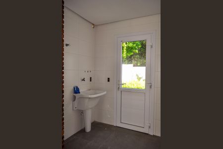 Casa de condomínio à venda com 160m², 3 quartos e 1 vaga Casa de condomínio à venda com 160m², 3 quartos e 1 vagaÁrea de serviço