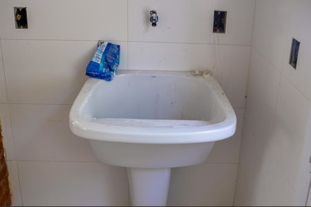 Casa de condomínio à venda com 160m², 3 quartos e 1 vaga Casa de condomínio à venda com 160m², 3 quartos e 1 vagaÁrea de serviço