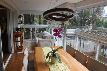 Apartamento à venda com 173m², 3 quartos e 3 vagasVaranda