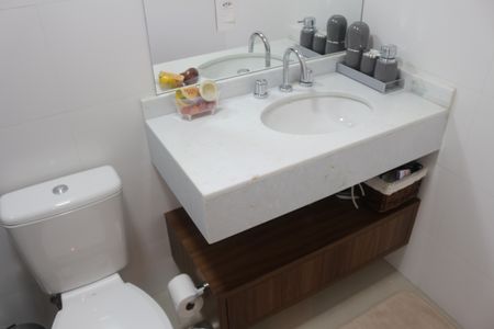 Apartamento à venda com 173m², 3 quartos e 3 vagasBanheiro da Suíte 3