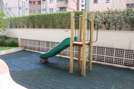 Apartamento à venda com 173m², 3 quartos e 3 vagasÁrea comum - Playground