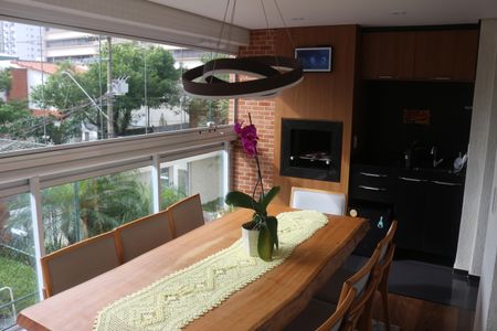 Apartamento à venda com 173m², 3 quartos e 3 vagasVaranda