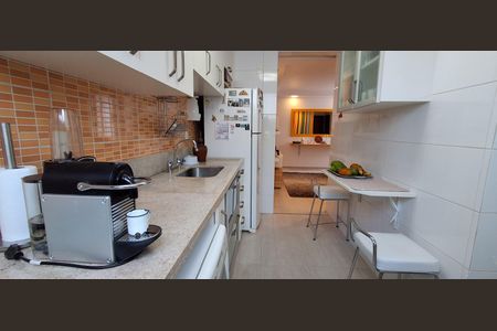 Apartamento à venda com 56m², 2 quartos e 1 vagaCozinha