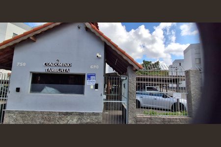 Apartamento à venda com 56m², 2 quartos e 1 vagaFachada