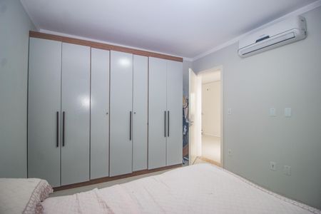 Casa à venda com 110m², 3 quartos e 2 vagas Casa à venda com 110m², 3 quartos e 2 vagasSuíte