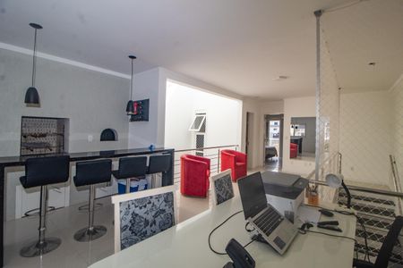 Casa à venda com 110m², 3 quartos e 2 vagas Casa à venda com 110m², 3 quartos e 2 vagasCobertura