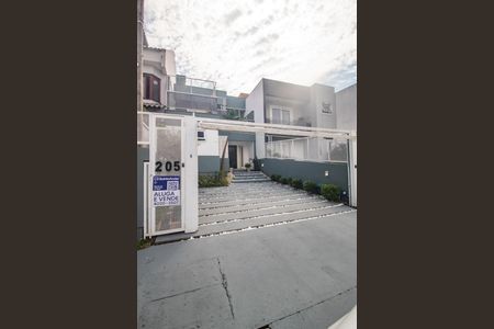 Casa à venda com 110m², 3 quartos e 2 vagas Casa à venda com 110m², 3 quartos e 2 vagasPlaca