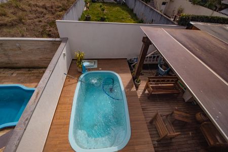 Casa à venda com 110m², 3 quartos e 2 vagas Casa à venda com 110m², 3 quartos e 2 vagasVista