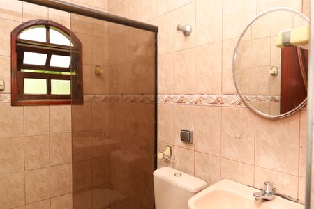 Casa para alugar com 55m², 3 quartos e sem vagaBanheiro 