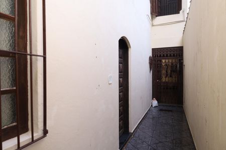 Casa para alugar com 55m², 3 quartos e sem vagaCorredor externo