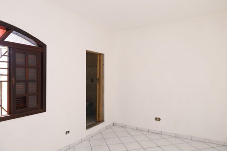 Casa para alugar com 55m², 3 quartos e sem vagaSuíte