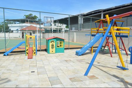 Apartamento à venda com 146m², 3 quartos e 2 vagasÁrea comum - Playground