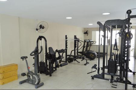 Apartamento à venda com 146m², 3 quartos e 2 vagasÁrea comum - Academia