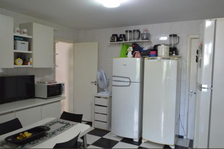 Apartamento à venda com 146m², 3 quartos e 2 vagasCopa