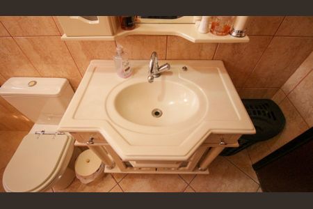 Casa à venda com 150m², 4 quartos e 3 vagasBanheiro