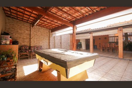 Casa à venda com 150m², 4 quartos e 3 vagasÁrea Gourmet