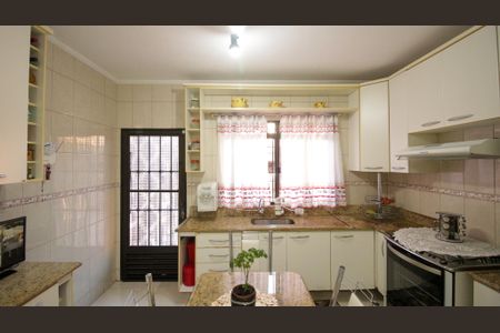 Casa à venda com 150m², 4 quartos e 3 vagasCozinha