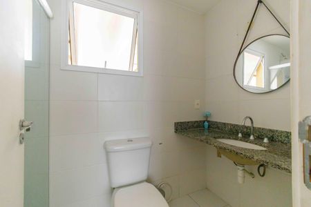 Casa de condomínio à venda com 215m², 4 quartos e 1 vagaBanheiro da Suíte 2