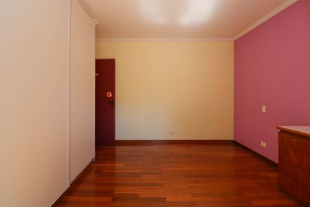 Casa à venda com 357m², 4 quartos e 4 vagasQuarto 1