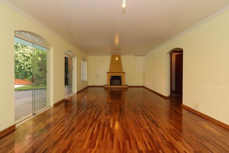 Casa à venda com 357m², 4 quartos e 4 vagasSala 1