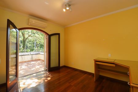 Casa à venda com 357m², 4 quartos e 4 vagasQuarto 2