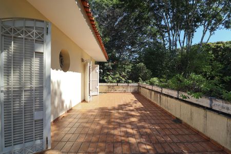 Casa à venda com 357m², 4 quartos e 4 vagasVaranda do Quarto 1