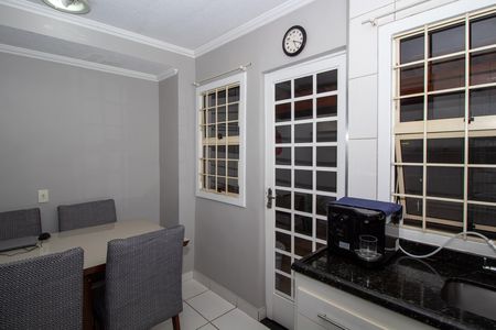 Casa de condomínio à venda com 75m², 2 quartos e 1 vaga Casa de condomínio à venda com 75m², 2 quartos e 1 vagaCozinha