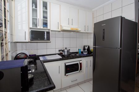 Casa de condomínio à venda com 75m², 2 quartos e 1 vaga Casa de condomínio à venda com 75m², 2 quartos e 1 vagaCozinha