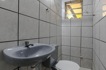 Casa para alugar com 158m², 2 quartos e 2 vagasBanheiro