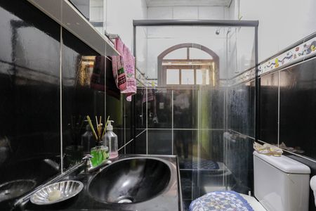 Casa para alugar com 158m², 2 quartos e 2 vagasBanheiro