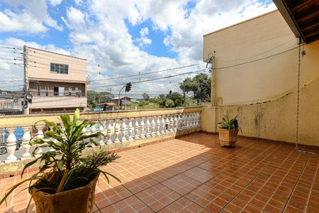 Casa para alugar com 158m², 2 quartos e 2 vagasVaranda