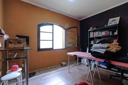 Casa para alugar com 158m², 2 quartos e 2 vagasQuarto 1