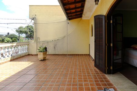 Casa para alugar com 158m², 2 quartos e 2 vagasVaranda