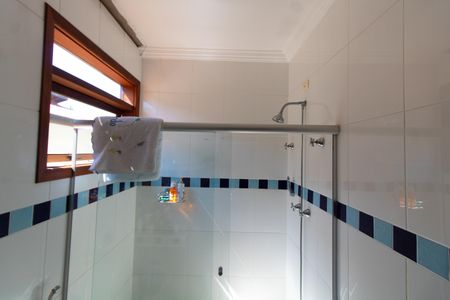 Casa de condomínio para alugar com 450m², 4 quartos e 4 vagasBanheiro da Suíte