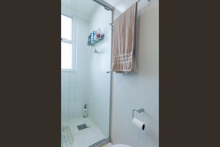 Apartamento à venda com 280m², 4 quartos e 5 vagas Apartamento à venda com 280m², 4 quartos e 5 vagasBanheiro da Suíte 1