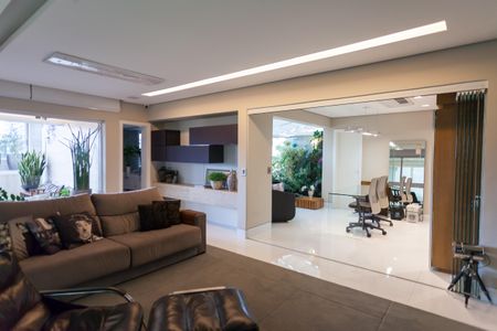 Apartamento à venda com 280m², 4 quartos e 5 vagas Apartamento à venda com 280m², 4 quartos e 5 vagasSala de TV - cobertura