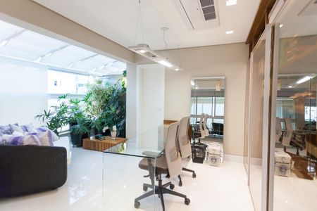 Apartamento à venda com 280m², 4 quartos e 5 vagas Apartamento à venda com 280m², 4 quartos e 5 vagasescritorio - cobertura