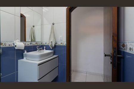 Casa à venda com 250m², 3 quartos e 2 vagasBanheiro