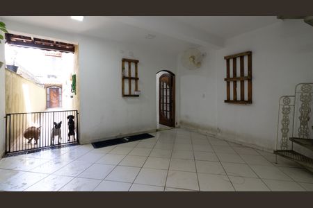 Casa à venda com 250m², 3 quartos e 2 vagasQuintal