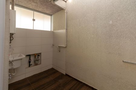 Casa de condomínio à venda com 83m², 2 quartos e 2 vagas Casa de condomínio à venda com 83m², 2 quartos e 2 vagasÁrea de Serviço