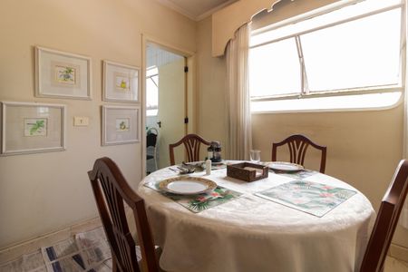 Apartamento à venda com 160m², 3 quartos e 2 vagas Apartamento à venda com 160m², 3 quartos e 2 vagasCopa