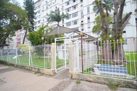 Apartamento à venda com 55m², 2 quartos e sem vagaFachada e Portaria
