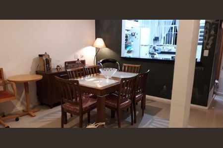 Casa à venda com 380m², 4 quartos e 3 vagas Casa à venda com 380m², 4 quartos e 3 vagasFoto 06